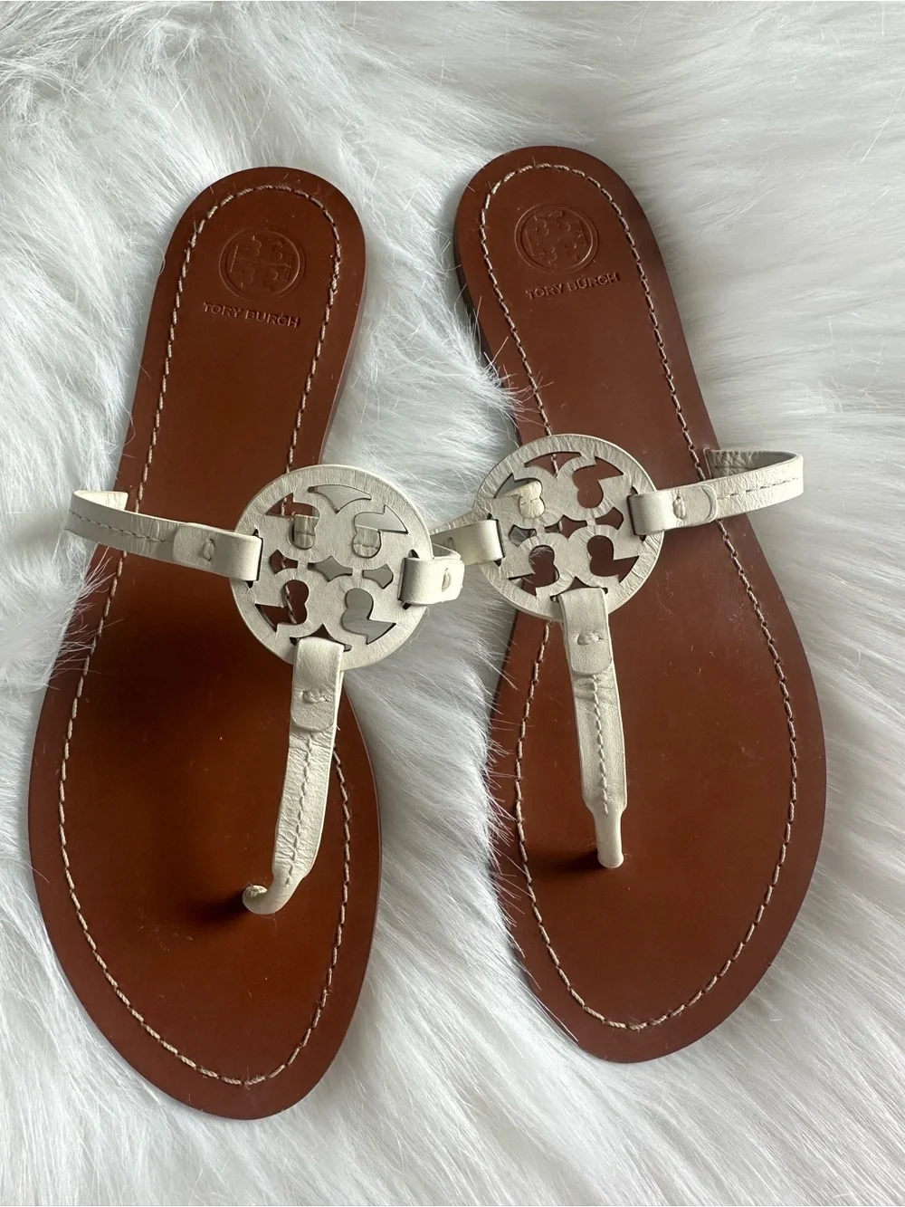 Tory Burch White Logo Thong Sandals with Brown Footbed Sz 9